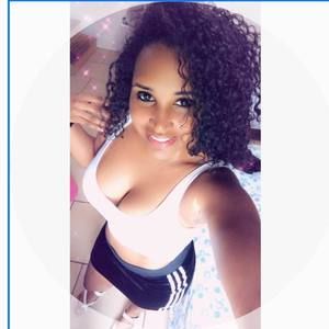 Meet your Posher, La morenitha linda